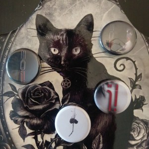 Lot de Badges M'Oï!